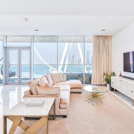 Luxury 2 Bedroom Beachfront Apt W Stunning Sea View Dubaj Exteriér fotografie