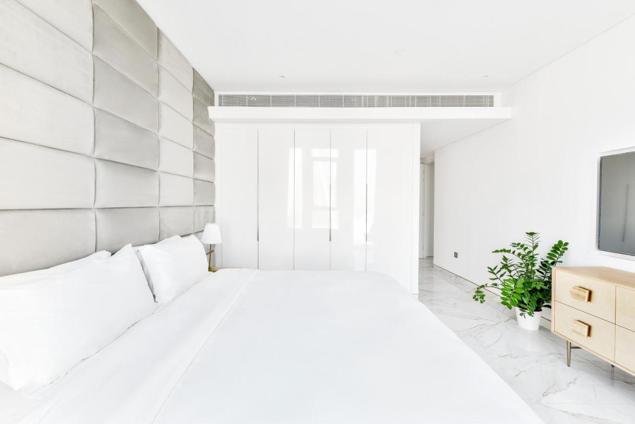 Luxury 2 Bedroom Beachfront Apt W Stunning Sea View Dubaj Exteriér fotografie