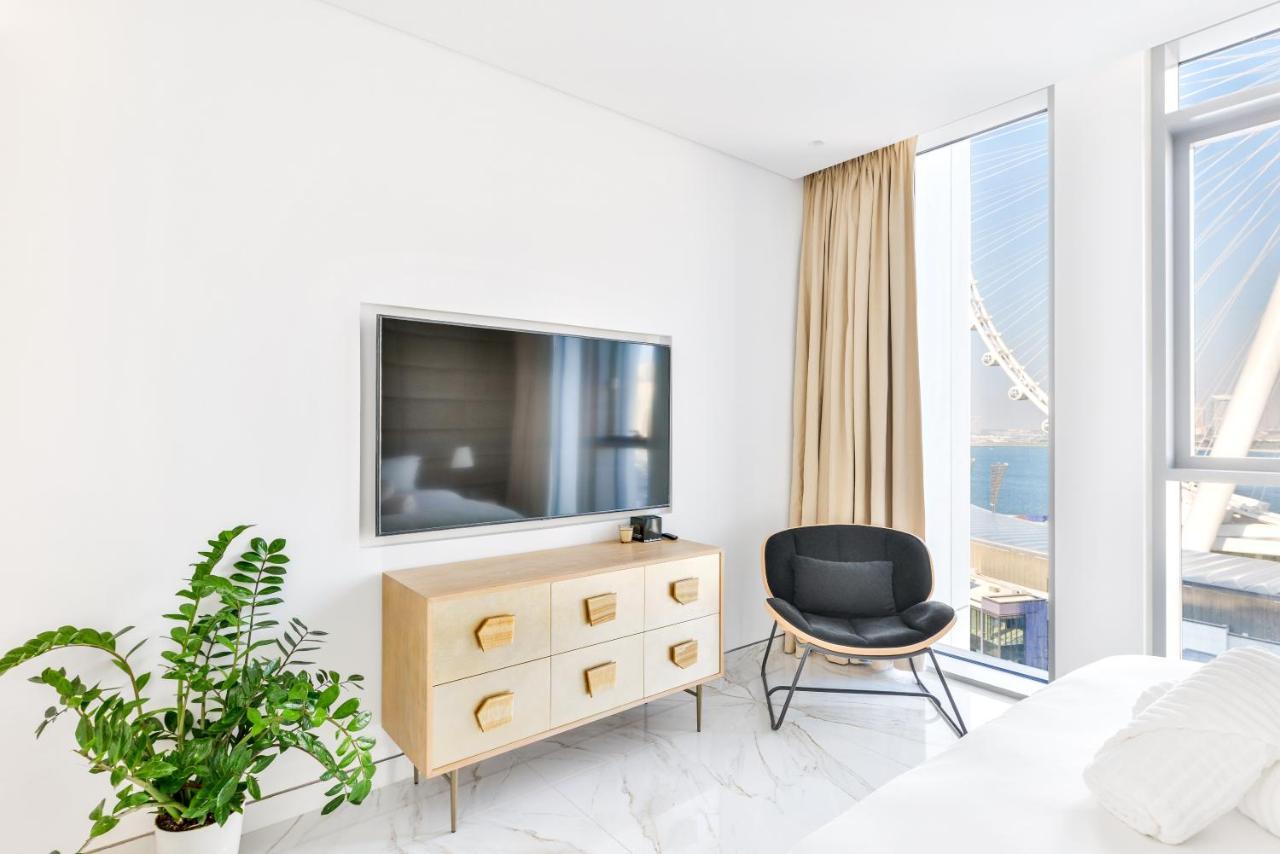 Luxury 2 Bedroom Beachfront Apt W Stunning Sea View Dubaj Exteriér fotografie