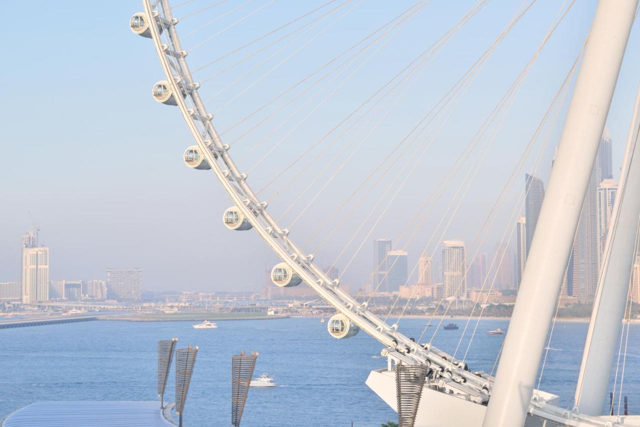 Luxury 2 Bedroom Beachfront Apt W Stunning Sea View Dubaj Exteriér fotografie