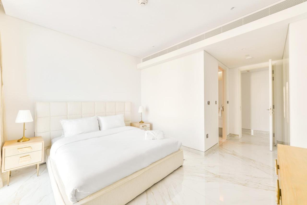 Luxury 2 Bedroom Beachfront Apt W Stunning Sea View Dubaj Exteriér fotografie