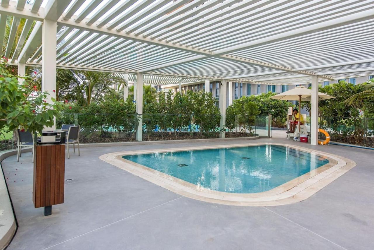 Luxury 2 Bedroom Beachfront Apt W Stunning Sea View Dubaj Exteriér fotografie